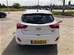 Hyundai i30 - 1.6 GDI GO | Navigatie | Camera | LM Velgen - 1 - Thumbnail