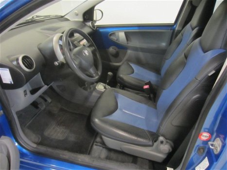 Toyota Aygo - 1.0 12V VVT-I 3DRS-AUTOMAAT-MMT Comfort - 1