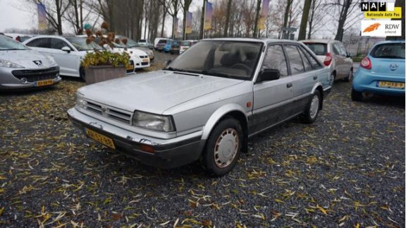 Nissan Bluebird - 2.0 LX kat. inj. hele leuke oldtimer van 30 jaar oud met 190 000 gelopen - 1