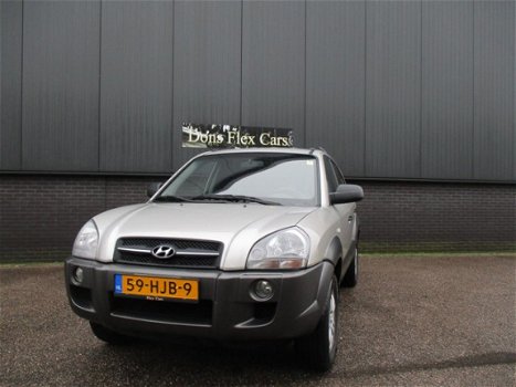 Hyundai Tucson - 2.0i Dynamic - 1