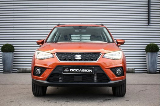 Seat Arona - Style 1.0 TSI 115pk Navigatie Parkeersensor achter DAB LED koplampen Climatronic - 1