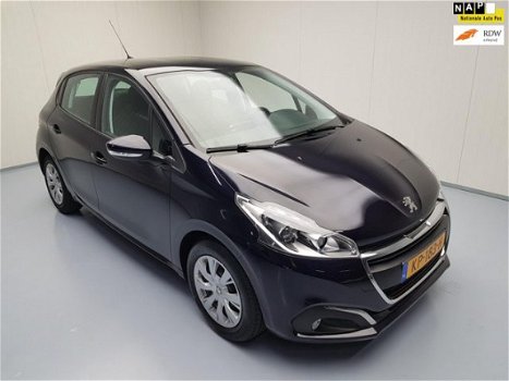 Peugeot 208 - 1.2 PureTech Blue Lion Airco Grootbeeld Navigatie Bleutooth Pdc achter Cruise contr - 1