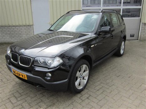 BMW X3 - 2.0i Executive Anniversary - 1