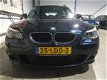 BMW 5-serie Touring - 520i M Sport Edition + NAP/OH HISTORIE/NAVI/CLIMA/LEER/CRUISE/PDC/TREKHAAK - 1 - Thumbnail