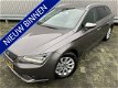 Seat Leon ST - 1.6 TDI ECC NAVI LED TR.HAAK 1/2LEDER STOELVERW. PDC LMV CHROOM - 1 - Thumbnail