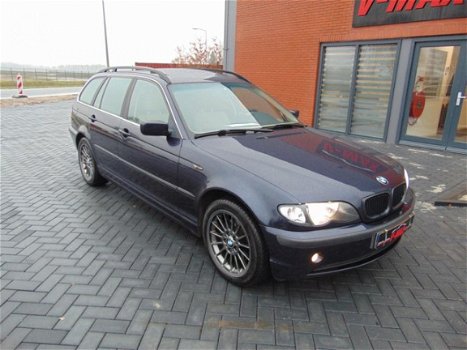 BMW 3-serie Touring - 325 325Xi AUT Exe Nap Schuifdak Navi Leder Xenon - 1