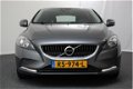 Volvo V40 - 2.0 D2 Automaat Business (Navigatie/Blue tooth/Cruise control/LMV) - 1 - Thumbnail