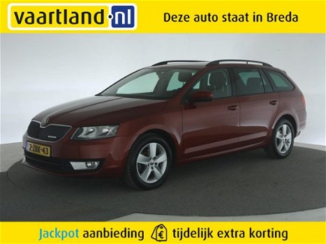 Skoda Octavia Combi - (J) 1.6 TDI Business [ Navi Climate Trekhaak ] - 1