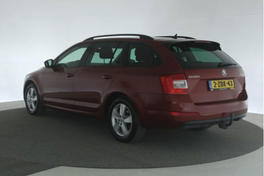 Skoda Octavia Combi - (J) 1.6 TDI Business [ Navi Climate Trekhaak ] - 1