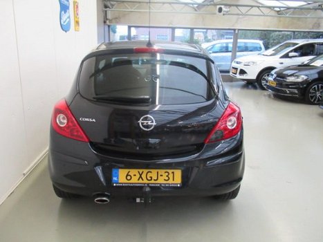 Opel Corsa - 1.2 BlitZ *NAVI*TREKHAAK*AC*LMV - 1