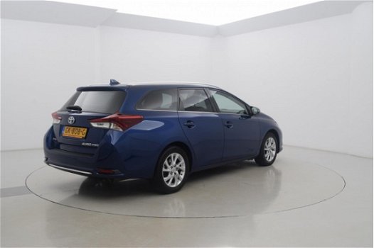 Toyota Auris - TS 1.8 Hybrid Lease Navi Automaat - 1