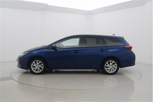 Toyota Auris - TS 1.8 Hybrid Lease Navi Automaat - 1