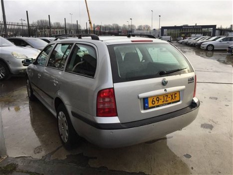 Skoda Octavia Combi - 2.0 SLX - 1