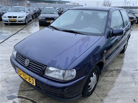 Volkswagen Polo - 1.4 - 1