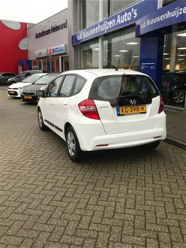 Honda Jazz - 1.4 Trend Automaat 1e eigenaar, Airco info: dhr Elbers 0492-588982 of e.elbers@vdnieuwe - 1