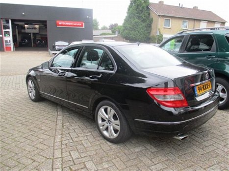 Mercedes-Benz C-klasse - 180 K BlueEFFICIENCY Avantgarde NL auto | 2e eigenaar | trekhaak | 69.000 K - 1