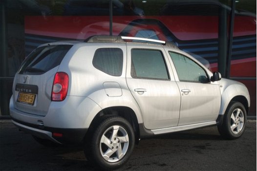 Dacia Duster - 1.6 Lauréate 2wd AIRCO /RADIO CD /SPORTVELGEN /KUNSTLEDEREN BEKLEDING - 1