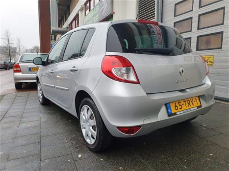 Renault Clio - 1.2 Authentique 5drs Airco ElecRam CrusCtrl bj 2012 - 1