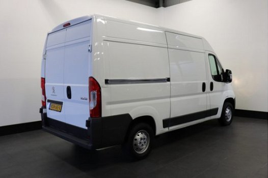 Peugeot Boxer - 330 2.0 Blue HDI 130PK L2H2 - Airco - Cruise - € 12.900, - Ex - 1