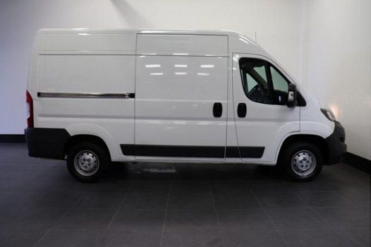 Peugeot Boxer - 330 2.0 Blue HDI 130PK L2H2 - Airco - Cruise - € 12.900, - Ex - 1