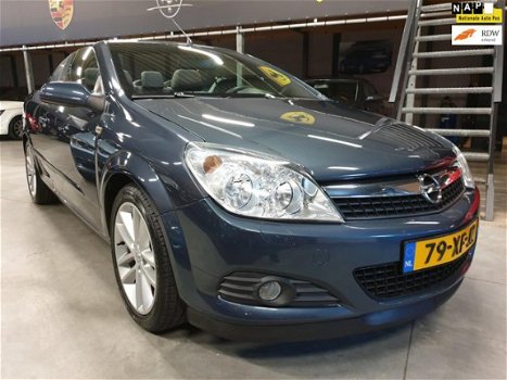 Opel Astra TwinTop - 1.8 Cosmo - 1