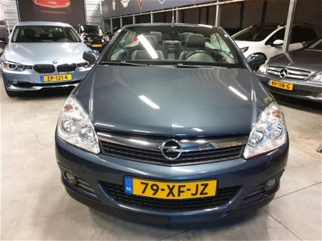 Opel Astra TwinTop - 1.8 Cosmo - 1