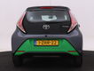 Toyota Aygo - 1.0 VVT-i x-play * AIRCO * CAMERA * BLUETOOTH * GROOT SCHERM * | NEFKENS DEAL | - 1 - Thumbnail