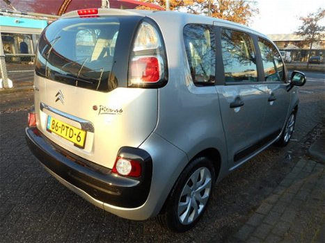 Citroën C3 Picasso - 1.4 VTi Aura *Navigatie Prijs IS rijklaar - 1