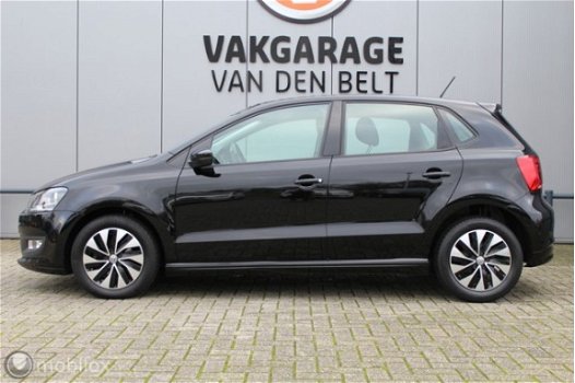 Volkswagen Polo - 1.4 TDI Business Edition Navi Cruise Telefoon - 1