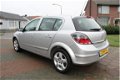 Opel Astra - 1.3 CDTi Business // 1e EIGENAAR // DEALER ONDERHOUDEN // - 1 - Thumbnail