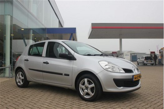 Renault Clio - 1.2 TCE Business Line 100pk Airco - 1