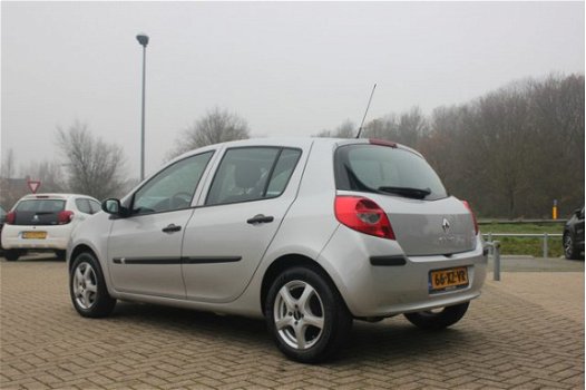 Renault Clio - 1.2 TCE Business Line 100pk Airco - 1