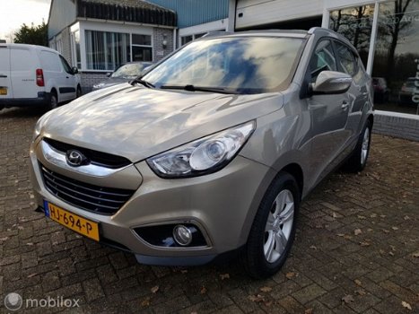 Hyundai ix35 - 2.0i 4WD Business Edition - 1