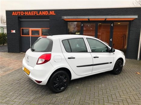 Renault Clio - 1.2 Authentique 5-drs, Airco, 47dkm, Nieuwstaat - 1