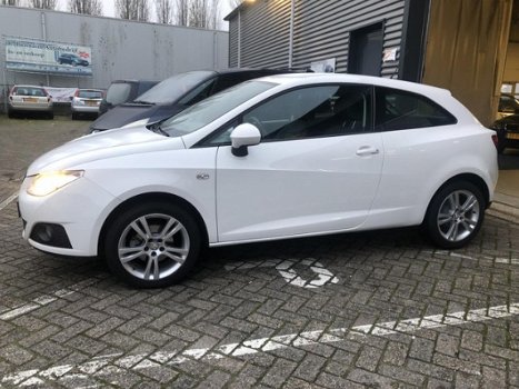 Seat Ibiza SC - 1.2 Style Climate controle cruise controle lm-velgen electrische pakket trekhaak apk - 1