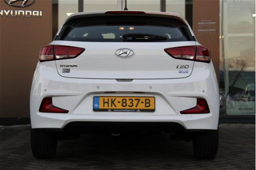 Hyundai i20 Coupé - 1.2 HP i-Motion Comfort | Lichtmetalen velgen - 1