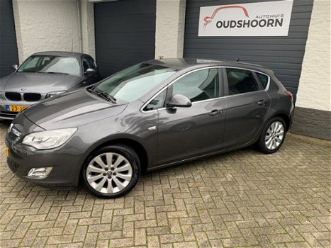 Opel Astra - 1.4 Cosmo LEER TREKHAAK - 1