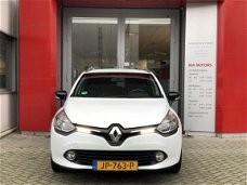 Renault Clio Estate - 0.9 TCe Limited Navigatie / Parkeersensoren / Airco / Eerste eigenaar