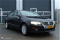 Volkswagen Passat - 1.9 TDI Comfl.BlueM Nette auto vol opties - 1 - Thumbnail