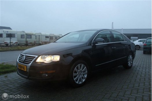 Volkswagen Passat - 1.9 TDI Comfl.BlueM Nette auto vol opties - 1