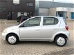 Toyota Yaris - 1.3-16V VVT-i YORIN 5 DRS l AIRCO l ELEKTR PAK - 1 - Thumbnail