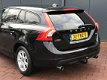 Volvo V60 - 1.6 T3 150 PK , NU 1.000, - euro KORTING, Navigatie, Trekhaak, Bluetooth, BOVAG garantie - 1 - Thumbnail