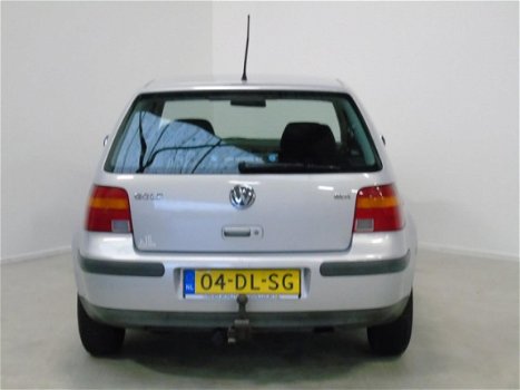 Volkswagen Golf - 1.9 SDI - 1