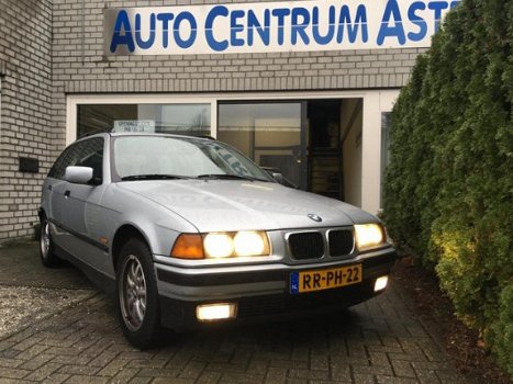 BMW 3-serie Touring - 316i Executive Eerste eigenaar in een prachtige staat - 1