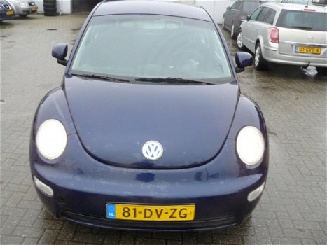 Volkswagen New Beetle - 2.0 Highline - 1