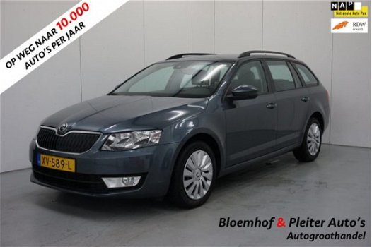 Skoda Octavia Combi - 1.6 TDI Greentech Elegance Businessline | Navigatie | Parkeersensoren | Trekha - 1