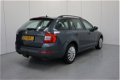 Skoda Octavia Combi - 1.6 TDI Greentech Elegance Businessline | Navigatie | Parkeersensoren | Trekha - 1 - Thumbnail