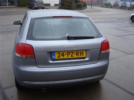 Audi A3 - 1.6 FSI Ambition NIEUWSTAAT - 1