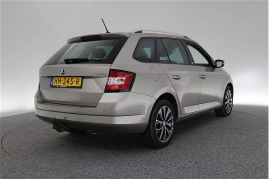 Skoda Fabia Combi - 1.2 TSI Edition NAVI / TREKHAAK / CLIMA / CRUISE / PDC / STOELVERW - 1