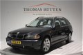 BMW 3-serie Touring - 330i Special Executive 2003 Youngtimer/ Automaat/ Xenon/ Leder/ Schf.kntl.dak/ - 1 - Thumbnail